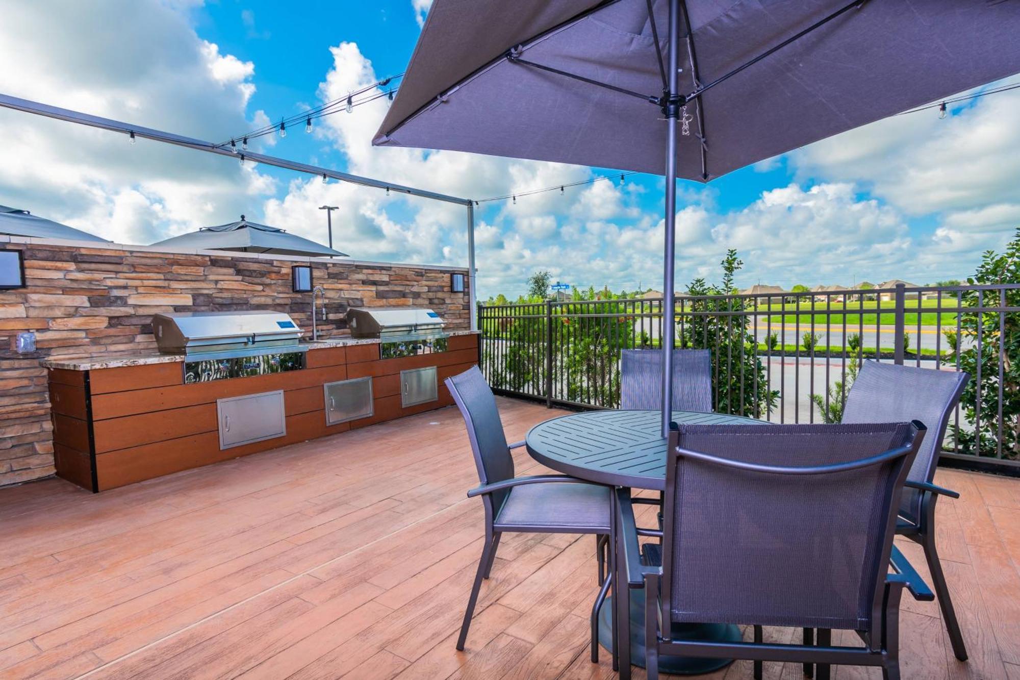Fairfield By Marriott Inn & Suites Houston League City Exterior photo